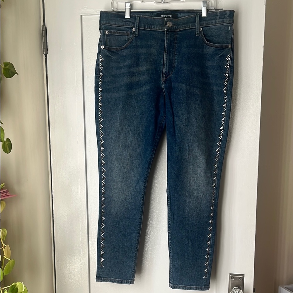 Express medium wash embellished jeans!!